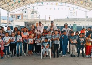 NUEVA JORNADA DE ENTREGA DE KITS A NIÑOS